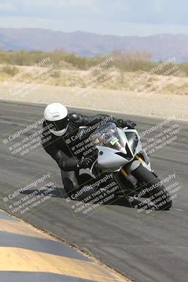 media/May-05-2025-Moto Forza (Mon) [[3c1838c5e5]]/2-B Group/Session 2 (Turn 7 Inside)/